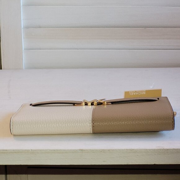 $98 NWT Michael Kors Camel Combo Large Leather Wallet - Picture 3 of 6